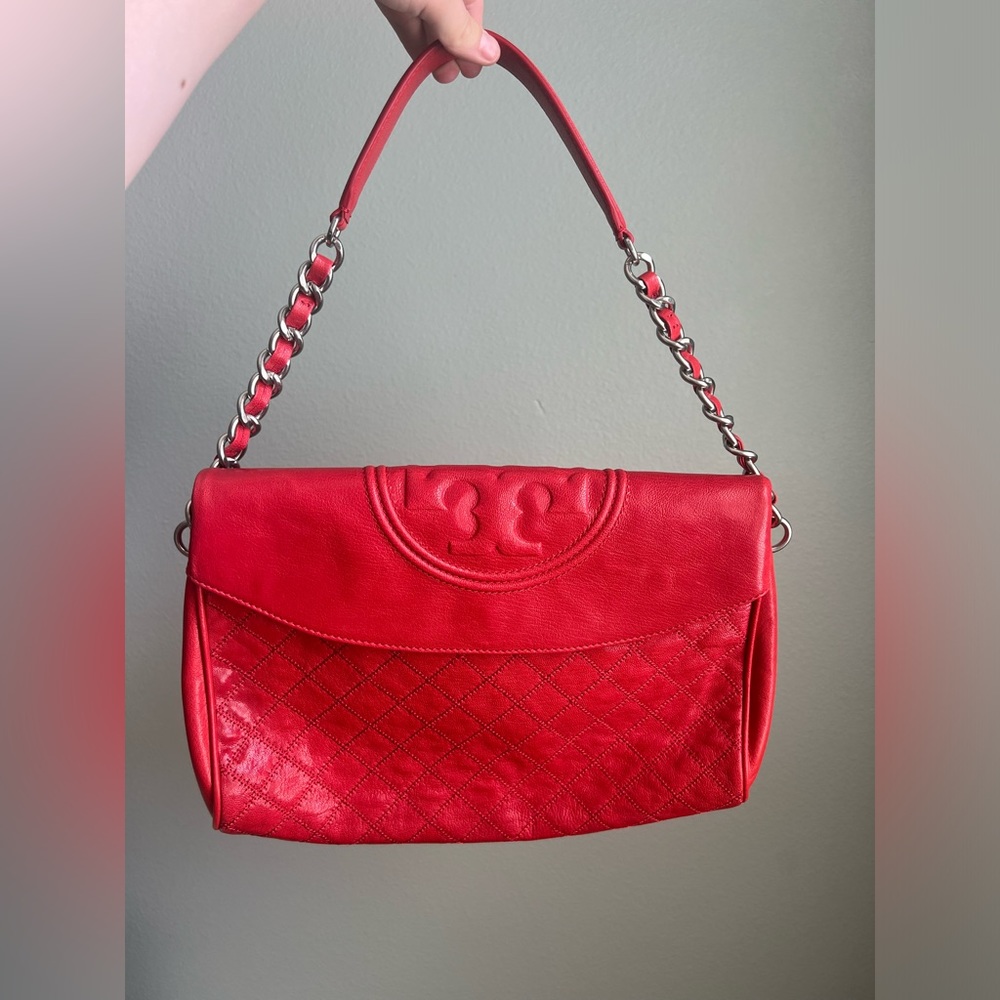 AUTHENITC RED TORY BURCH SHOULDER BAG